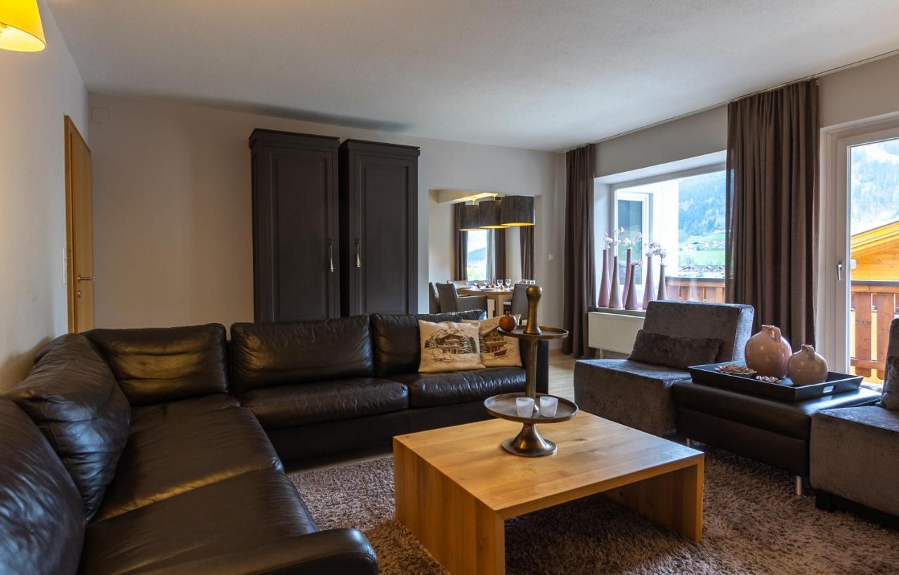 Haus Almkreek Apartment Kaprun Exterior photo