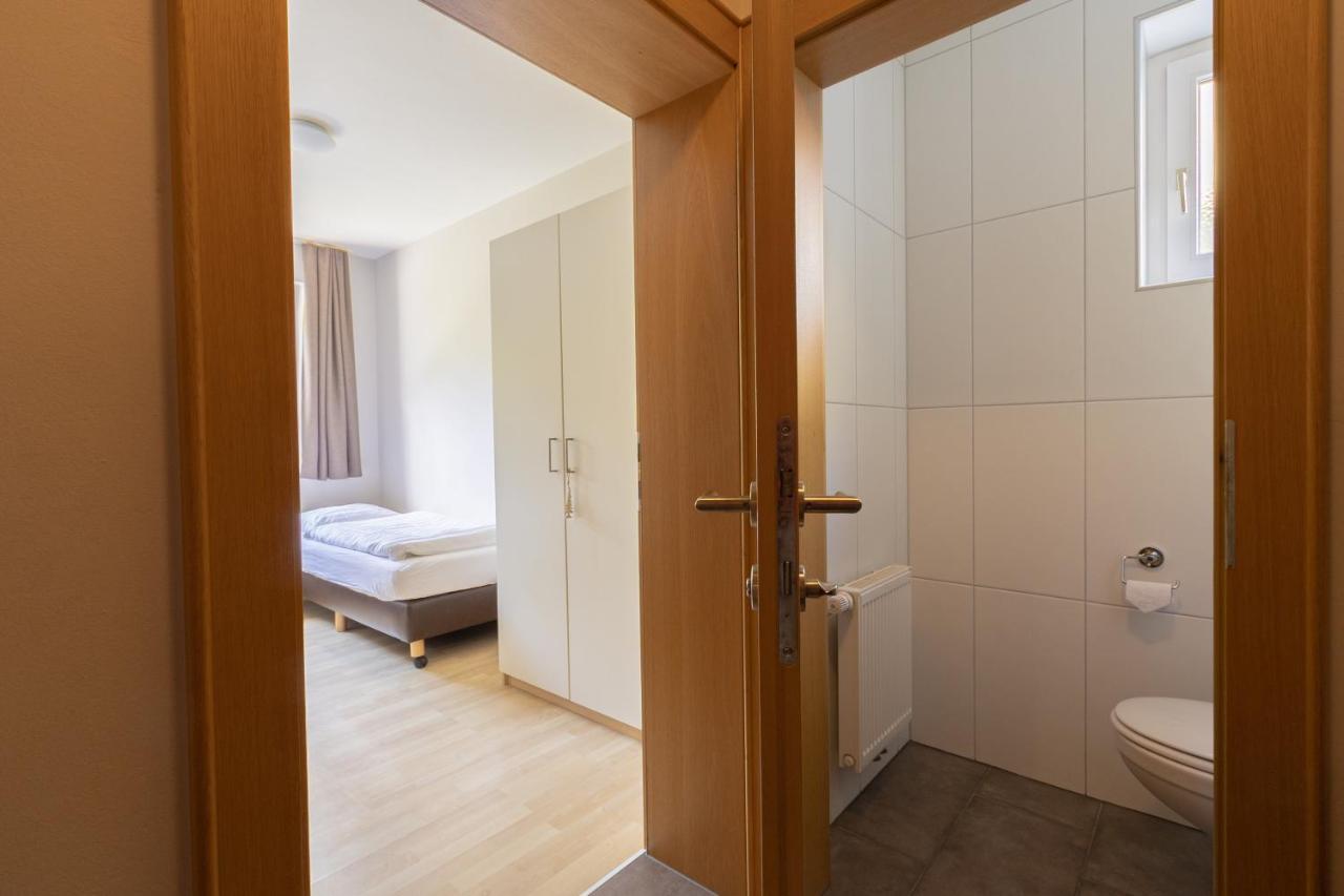 Haus Almkreek Apartment Kaprun Exterior photo