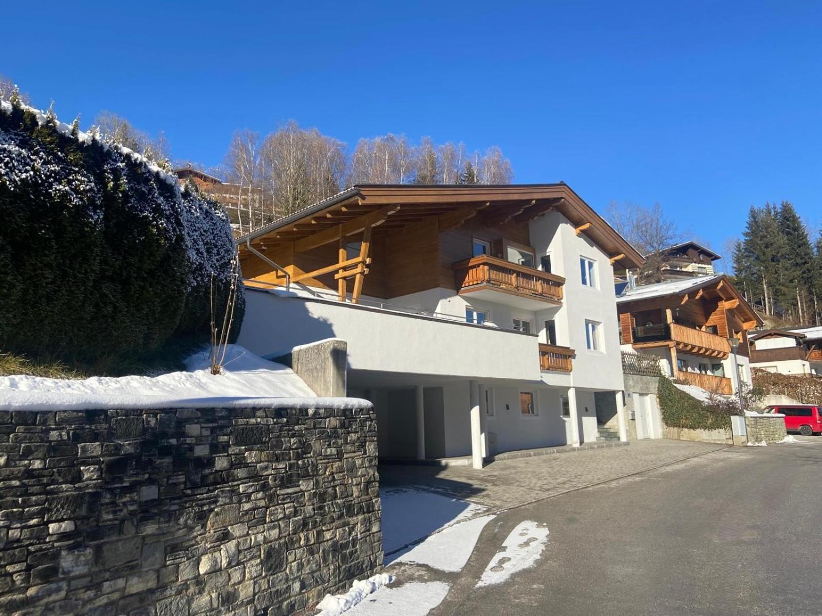 Haus Almkreek Apartment Kaprun Exterior photo